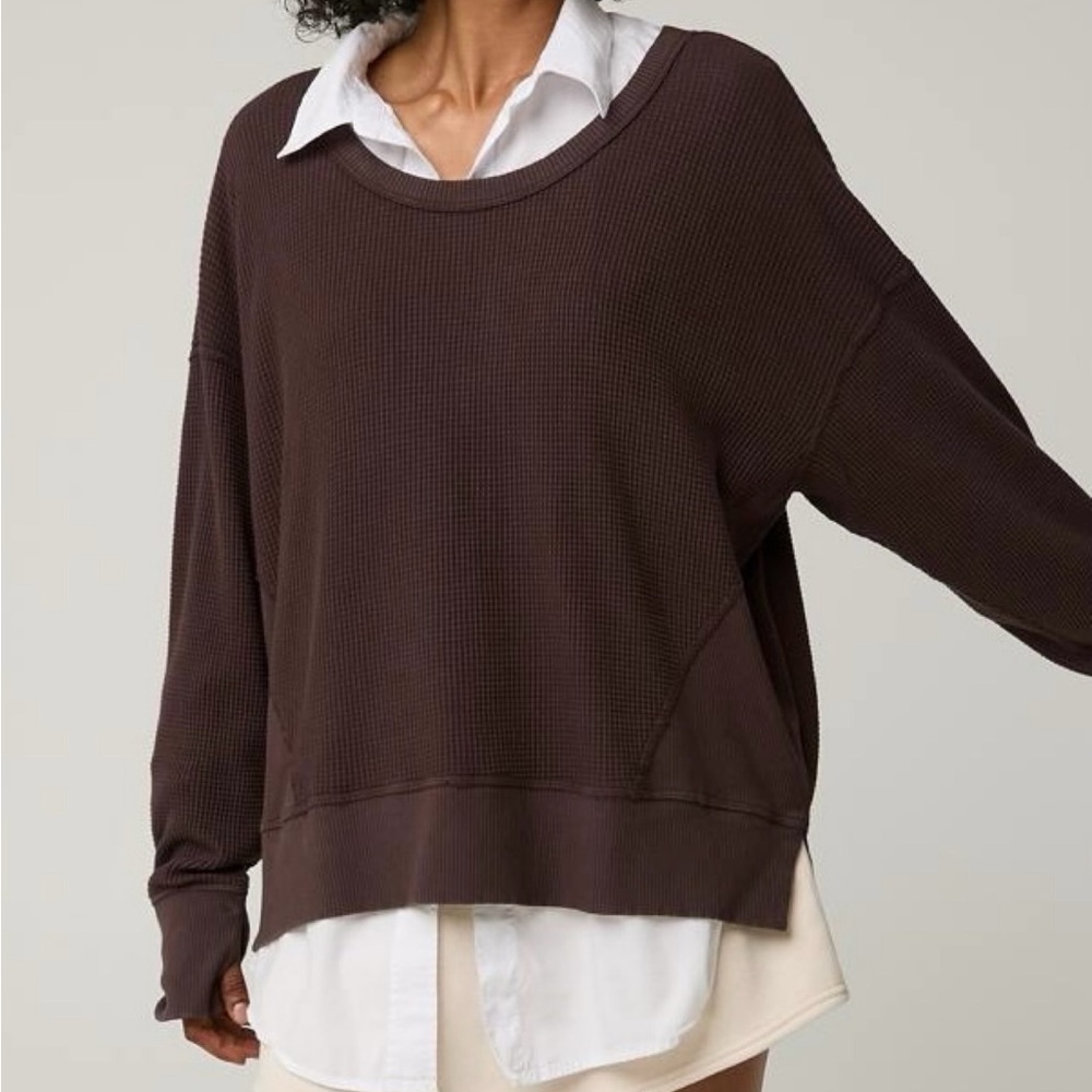 Offline by Aerie Wow Waffle T-Shirt in Deep Earth in Size Medium